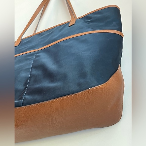 Michael Kors Kempton Navy Blue Nylon Tote Bag with Pockets - Picture 5 of 14